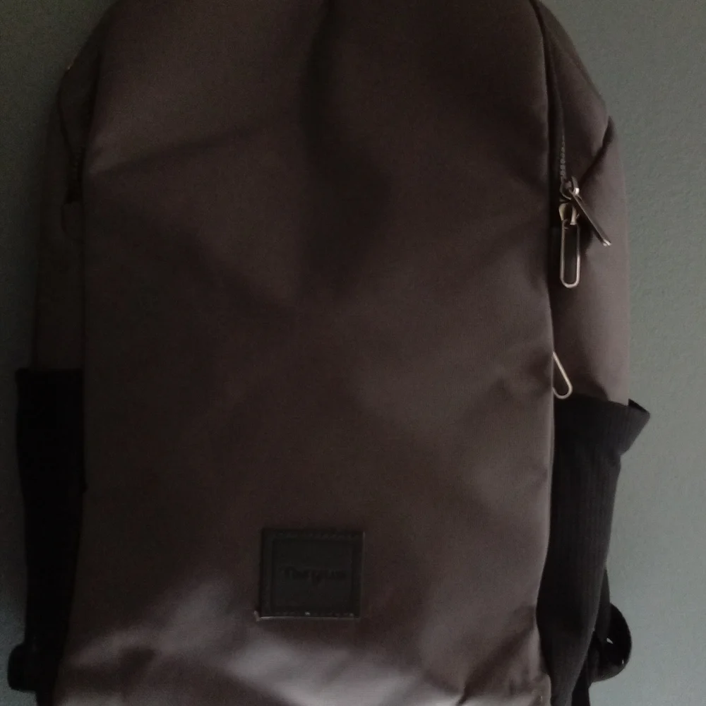 Targus Gray Nylon Backpack Laptop School Travel‎ Bag
